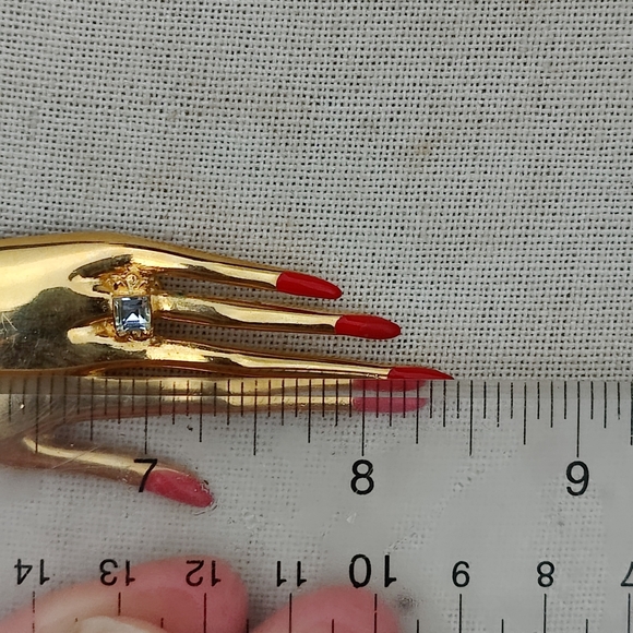 ✋ Rare Vintage Butler & Wilson Hand Brooch - Picture 3 of 6